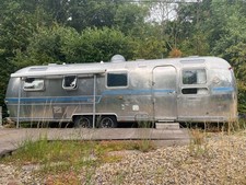 Airstream land yacht for sale  SOUTHAMPTON