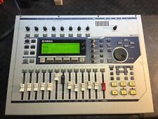 Yamaha 1600 mixer usato  Verzuolo