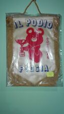 Gagliardetto calcetto podio usato Gagliardetto calcetto podio usato  Italia
