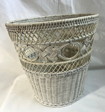 White wicker waste for sale  Norristown
