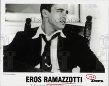 1996 Press Photo músico Eros Ramazzotti - srp03169 comprar usado  Enviando para Brazil