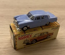 Mercedes benz 220 d'occasion  Reignier-Esery