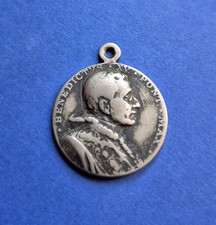 Ancienne médaille pape d'occasion  Rouen-