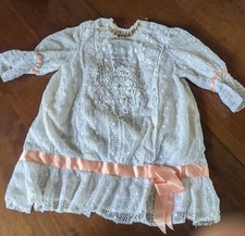 Ancienne robe baptême d'occasion  Néris-les-Bains