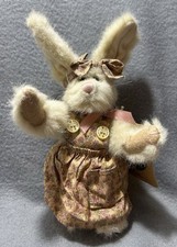 Boyds bears friends for sale  Spring Hill