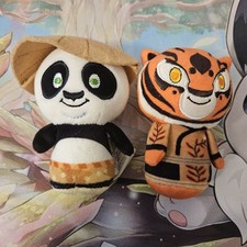 Po & Tigress Kung Fu Panda 3 Hallmark Itty Bittys edição limitada comprar usado  Enviando para Brazil