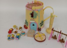 Fifi flowerpots house for sale  RUGBY