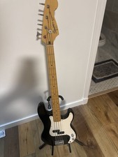 Usado, Baixo Squier Precision (estilo P-Bass) comprar usado Usado, Baixo Squier Precision (estilo P-Bass) comprar usado  Enviando para Brazil