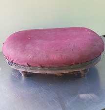 Poggiapiedi pouf antico usato  Castelnovo ne'Monti
