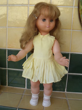 Jolie poupee bella d'occasion  Saint-Maximin-la-Sainte-Baume