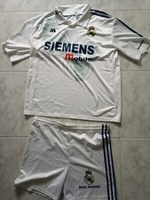 Completo calcio madrid usato  Italia