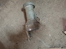 Raccordo tubo acqua usato  Adrano