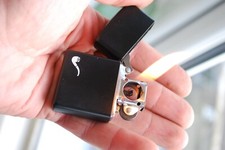 Zippo pipe lighter for sale  LEEDS