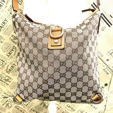 Gucci shoulder bag d'occasion  Expédié en Belgium