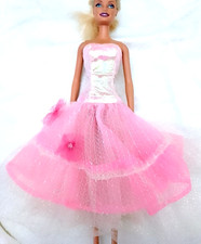 B049 barbie 90s usato  Genova