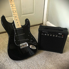 Black electric guitar for sale  Madisonville