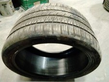 305 r20 tire for sale  Mason