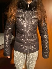 Giubbotto piumino nero usato Giubbotto piumino nero usato  San Giuliano Milanese