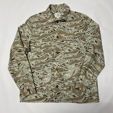 Usado, Camisa masculina Lacoste Live 42 média camuflagem manga longa botão para cima casual camuflagem M comprar usado Usado, Camisa masculina Lacoste Live 42 média camuflagem manga longa botão para cima casual camuflagem M comprar usado  Enviando para Brazil
