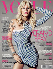 Vogue magazine spain usato  Roma