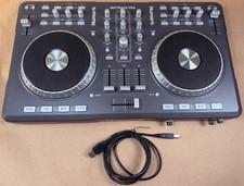 Controlador de DJ digital Numark Mixtrack Pro com cabo USB - Liga comprar usado Controlador de DJ digital Numark Mixtrack Pro com cabo USB - Liga comprar usado  Enviando para Brazil