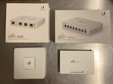 Unifi USG + Conmutador Unifi 8 por Ubiquiti Networks - Paquete de 2 dispositivos - Usado segunda mano  Embacar hacia Mexico