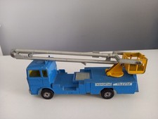 Camion mercedes nacelle. d'occasion Camion mercedes nacelle. d'occasion  Fougères