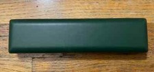 Caixa de pulseira de joias articulada verde Marshall Field's 8 x 2" comprar usado  Enviando para Brazil