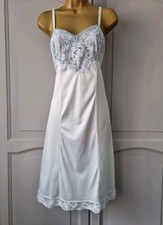 Ladies vtg pale for sale  DERBY
