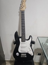 Chitarra elettrica harley usato  Roma