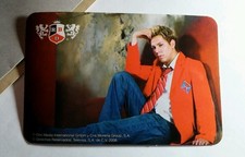 REBELDE RBD CHRISTIAN CHAVEZ GIOVANNI JAQUETA JEANS VERMELHA FOTO #10 ADESIVO DE MÚSICA comprar usado REBELDE RBD CHRISTIAN CHAVEZ GIOVANNI JAQUETA JEANS VERMELHA FOTO #10 ADESIVO DE MÚSICA comprar usado  Enviando para Brazil