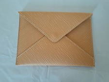 Louis vuitton pochette d'occasion  Mennecy