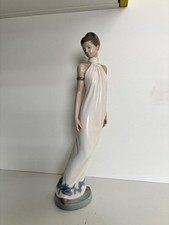 Nao lladro figurine for sale  LEICESTER