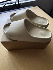 Yeezy slide bone tamanho 14 comprar usado  Enviando para Brazil