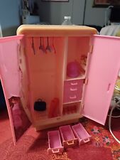 Vintage armoire barbie d'occasion  Grand-Fort-Philippe