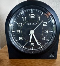 Usado, Relógio despertador Seiko preto antitaque numerais arábicos luz noturna alimentado por bateria comprar usado  Enviando para Brazil