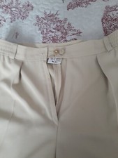 Pantalon weill beige d'occasion  Fonsorbes