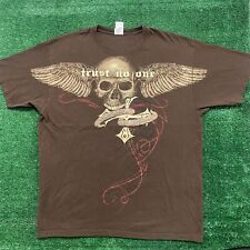 Usado, Camiseta Vintage Y2K Gothic Winged Skull Trust Marrom Baggy Tonal Cyber Goth Punk comprar usado  Enviando para Brazil