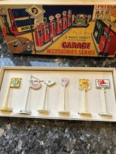 Wardie toy garage for sale  BELFAST