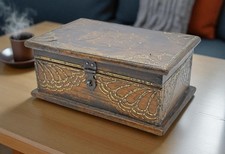 Caixa de armazenamento de madeira antiga original antiga feita à mão latão ajustado comprar usado  Enviando para Brazil