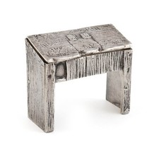 Antiga caixa de selos de prata na forma de W. Shakespeare’s Desk, 1922 comprar usado  Enviando para Brazil
