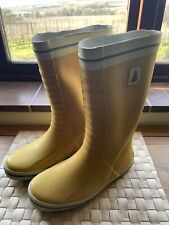 Musto sailing wellingtons for sale  ASHFORD