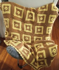 Usado, Cobertor afegão vintage feito à mão anos 60 quadrado vovó amarelo pastel/taupe "42x52" comprar usado  Enviando para Brazil