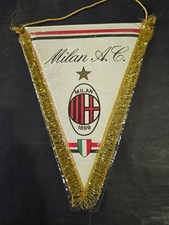 Gagliardetto milan sfondo usato  Italia