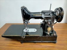 Singer sewing machine for sale  BRISTOL