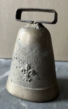 Ancienne cloche sonnaille d'occasion Ancienne cloche sonnaille d'occasion  Carcès