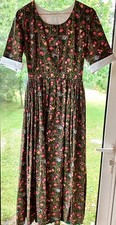 Robe ancienne réplique d'occasion  Puy-l'Évêque