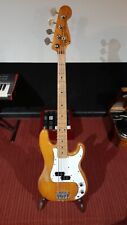 Guitare fender precision d'occasion  La Rochelle