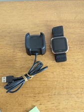 Fitbit versa smartwatch for sale  CARSHALTON