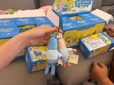 Pingente de Pelúcia Genuíno Biquíni Bottom Buddies Series Confirmado Brinquedo-Sardinha, usado comprar usado  Enviando para Brazil